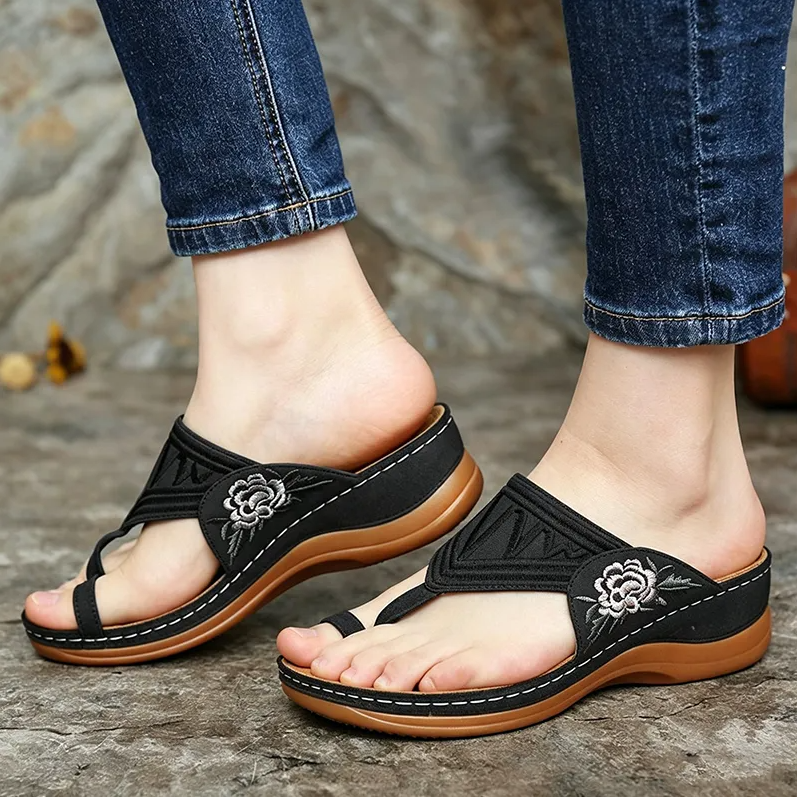 Sandales brodées rétro pour femme | Soutien de la voûte plantaire ergonomique — Marchez toute la journée sans fatigue | Antidérapantes & respirantes